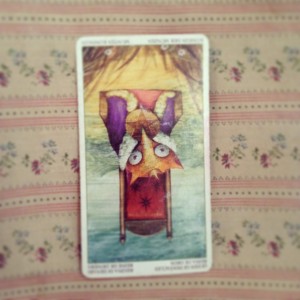 padmes card of the day queen of pentacles reversed